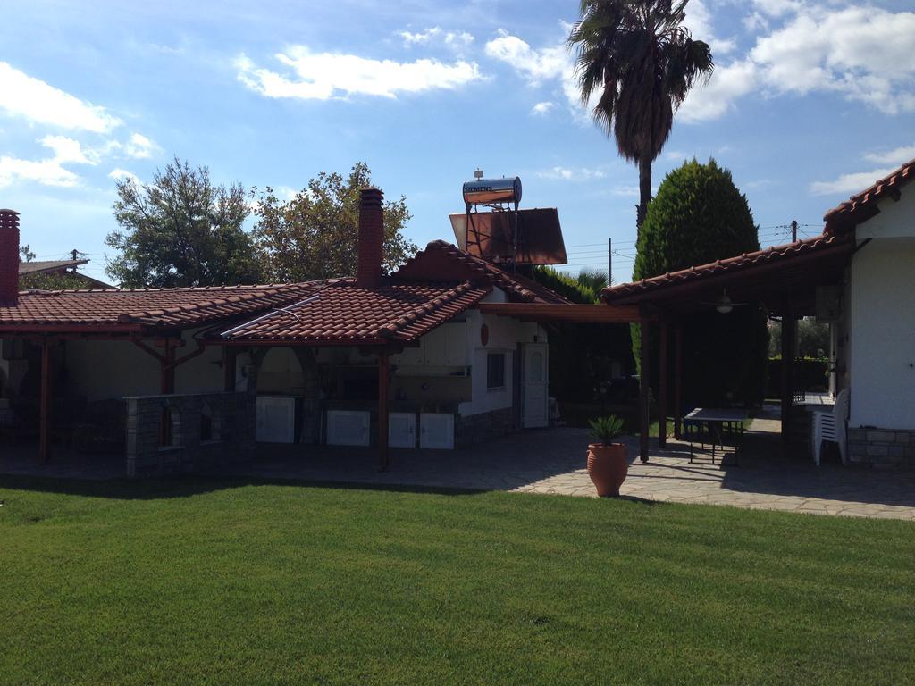 Renaissance Holidays Villa Nea Kallikrateia Exterior photo