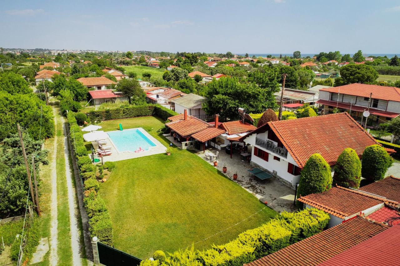 Renaissance Holidays Villa Nea Kallikrateia Exterior photo